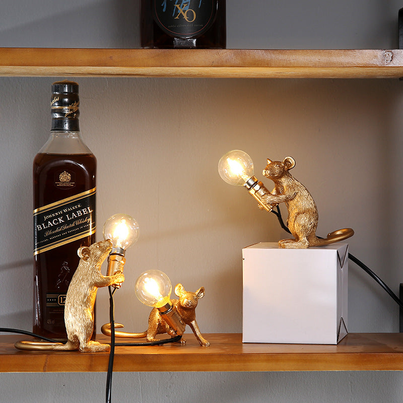 Postmodern Resin Animal Rat/Mouse Small Mouse table light LED