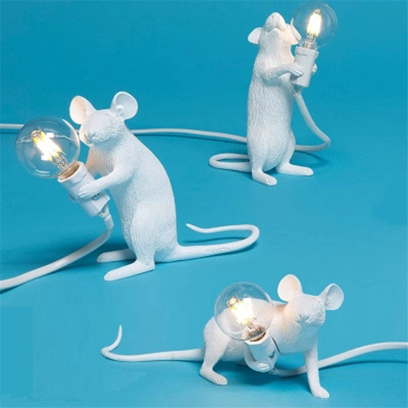 Postmodern Resin Animal Rat/Mouse Small Mouse table light LED
