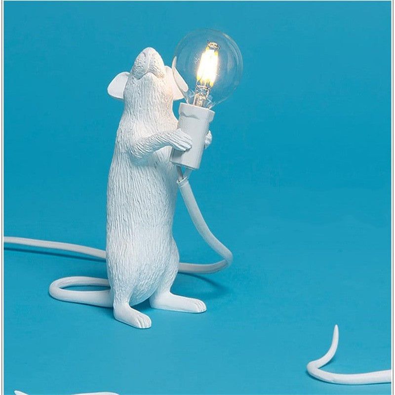 Postmodern Resin Animal Rat/Mouse Small Mouse table light LED