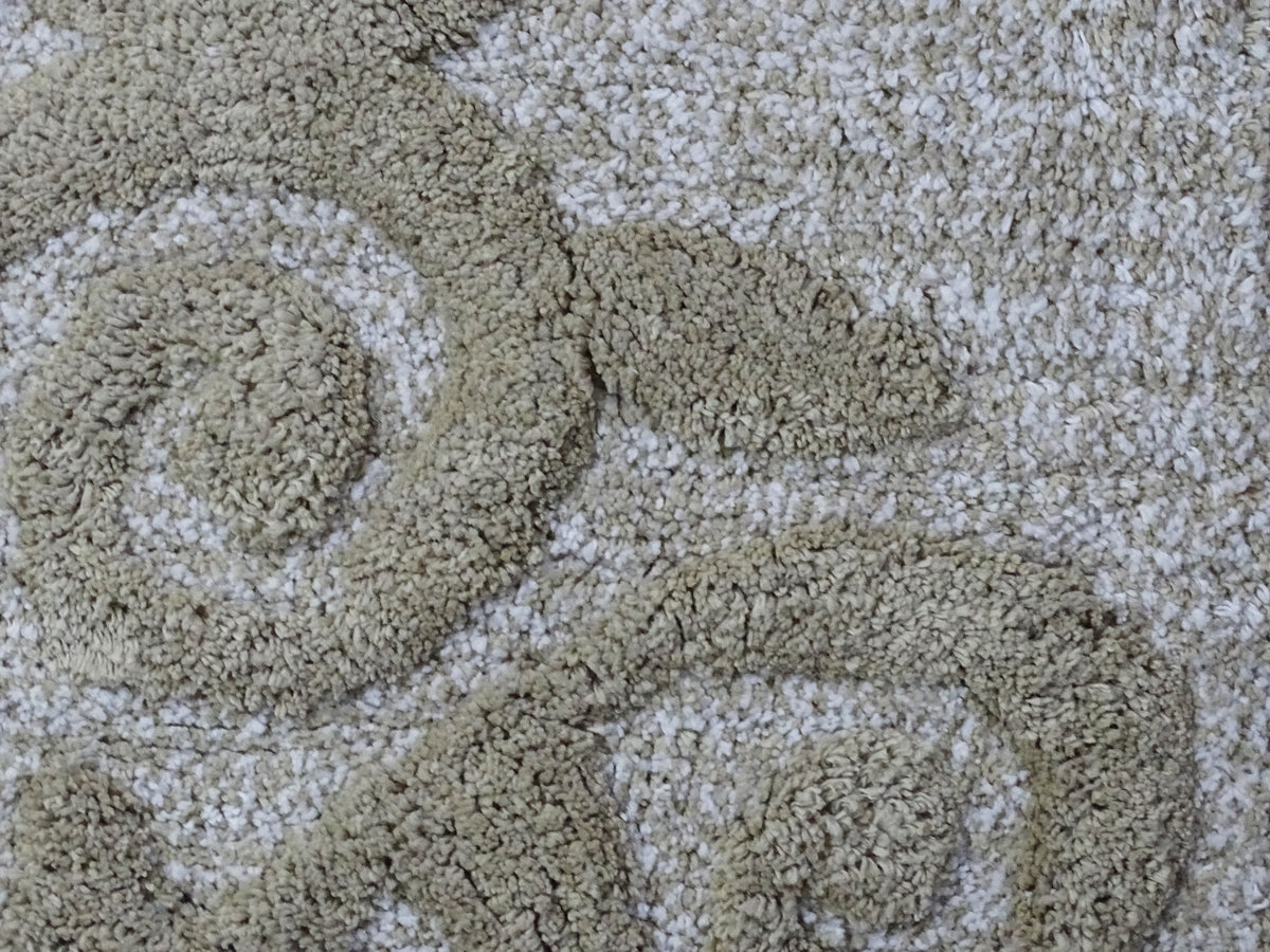 Vibhsa Damask Pattern Bath Rug | 20"x32" Beige & Ivory 100% Cotton