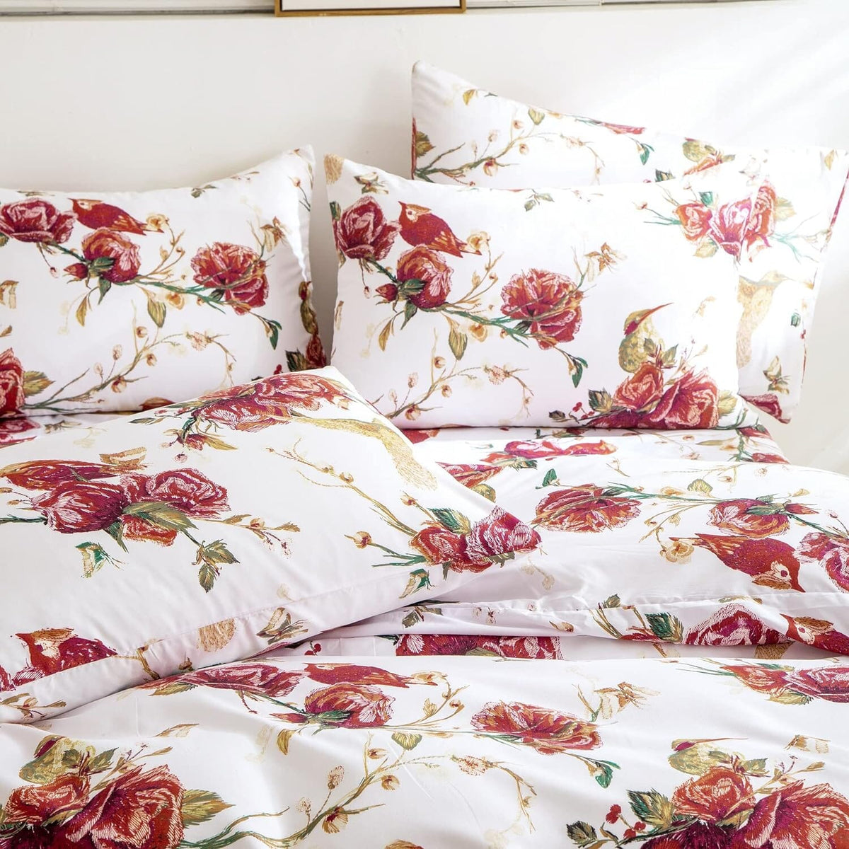 Tache Floral Hummingbirds Burgundy White Vintage Rose Garden Pillowcase (SD-7676)