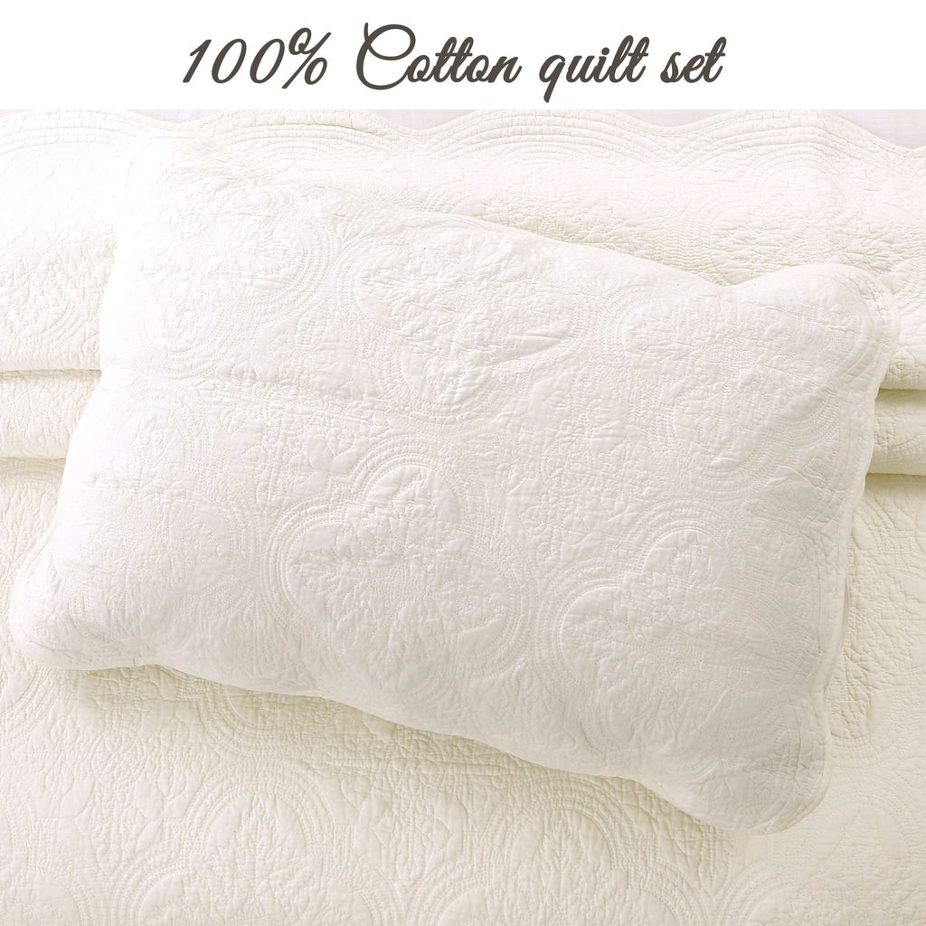 Serenity Ivory Victorian Scalloped Medallion Floral Reversible Quilt  Bedding Set
