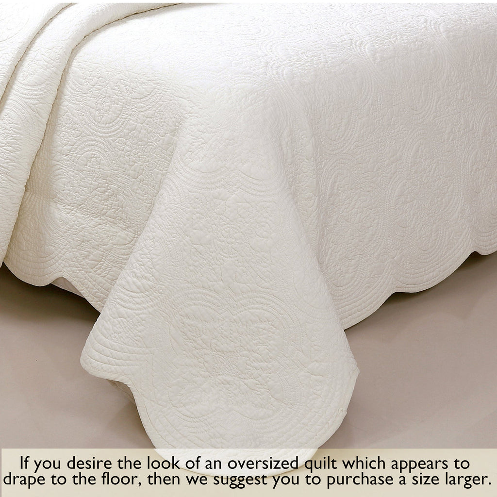 Serenity Ivory Victorian Scalloped Medallion Floral Reversible Quilt  Bedding Set