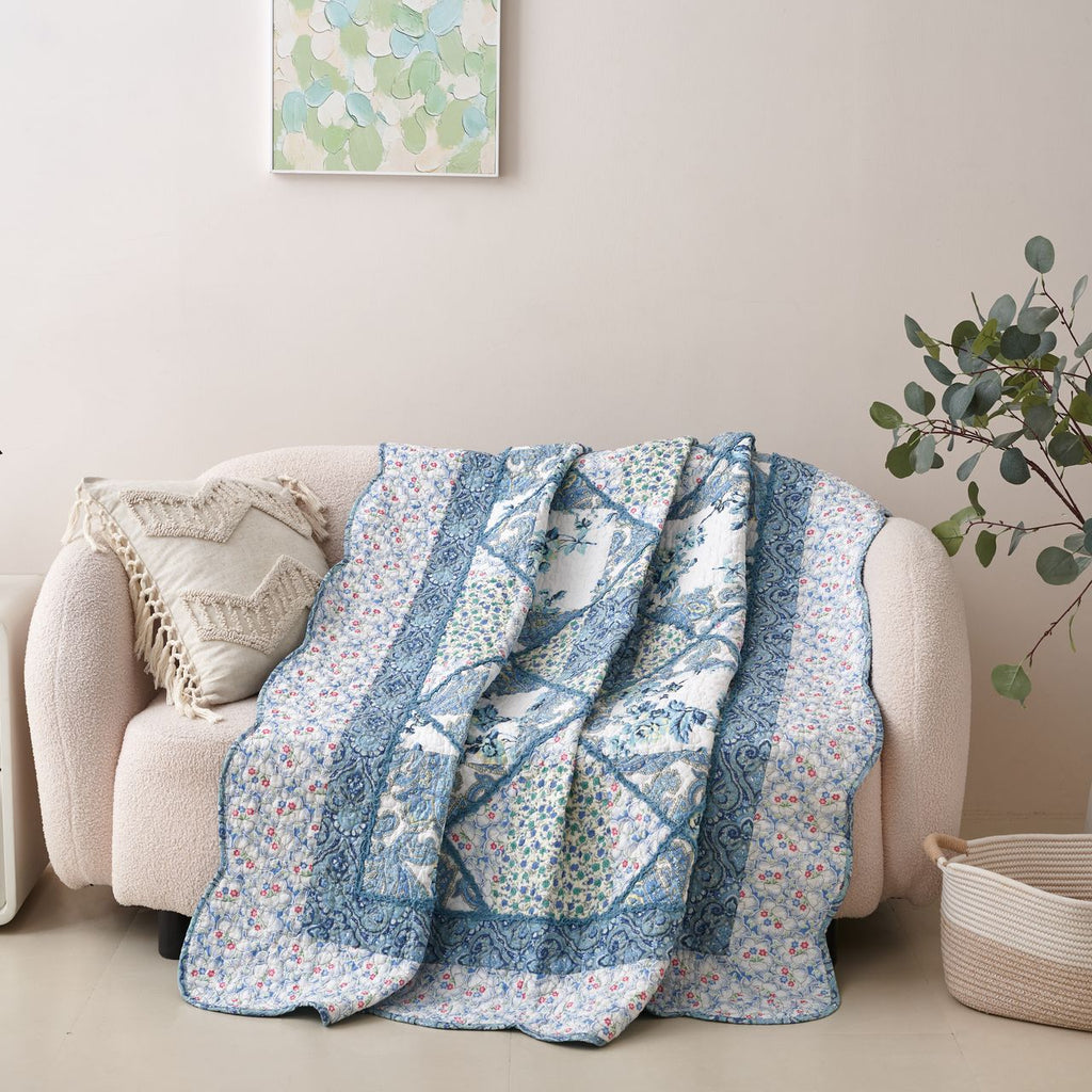 Tache Petal Dance Cotton Patchwork Quilted Throw Blanket
