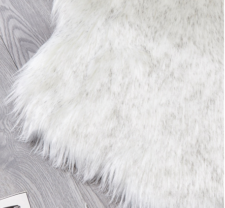 Nordic Solid Color Plum Shape Carpet Simple Household All-Match Fashion Coffee Table Foot Pad Cold-Proof Floor Mat