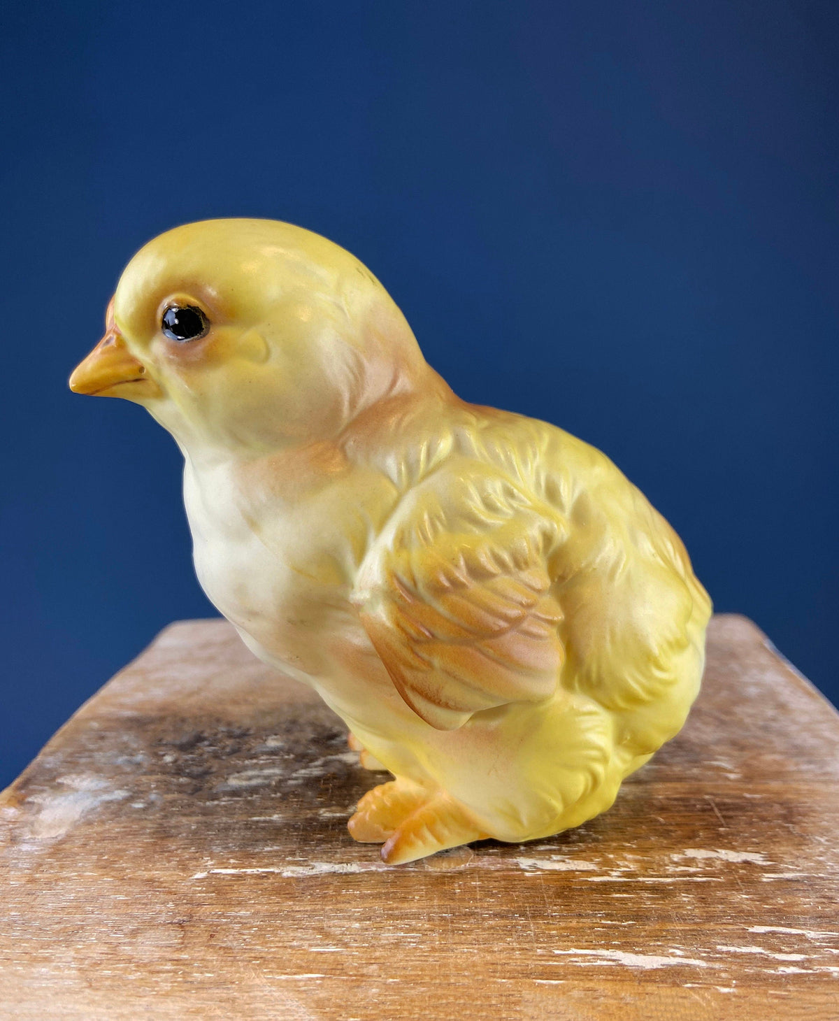 Porcelain Baby Ducks Parade. Set of Two Ducklings Figurines.