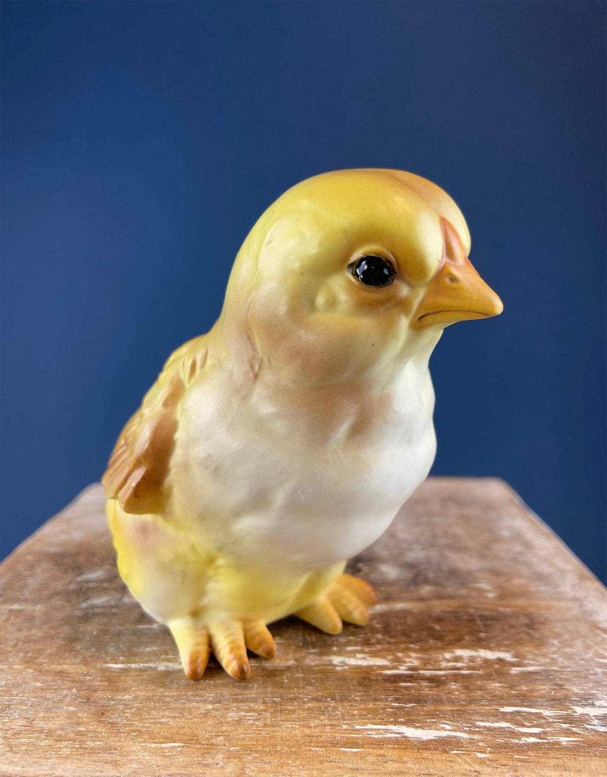 Porcelain Baby Ducks Parade. Set of Two Ducklings Figurines.